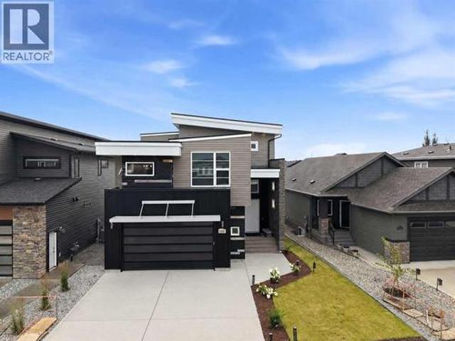 102 Longmire Close, Red Deer, AB, T4R 0T1 house for sale | Listing ID A2336 | Royal LePage