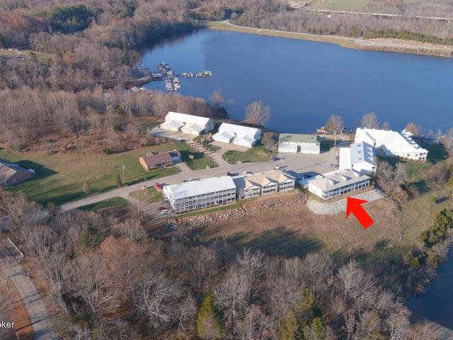 102 Lookout Dr
