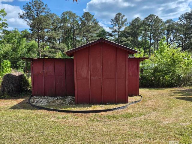 102 Lakewood Drive