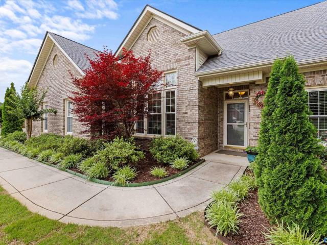 102 Langly Court