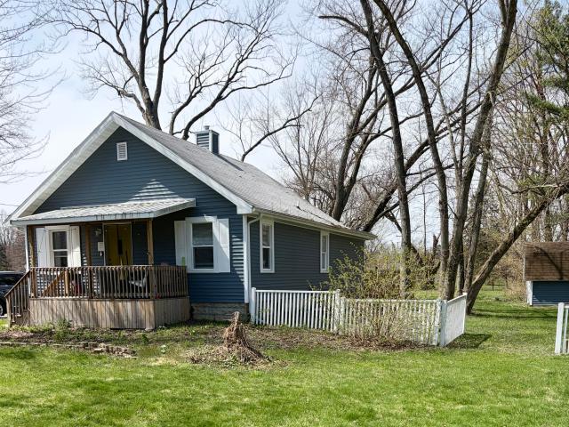 102 Leeds Avenue