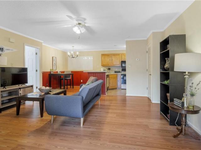102 Marshall WAY # F