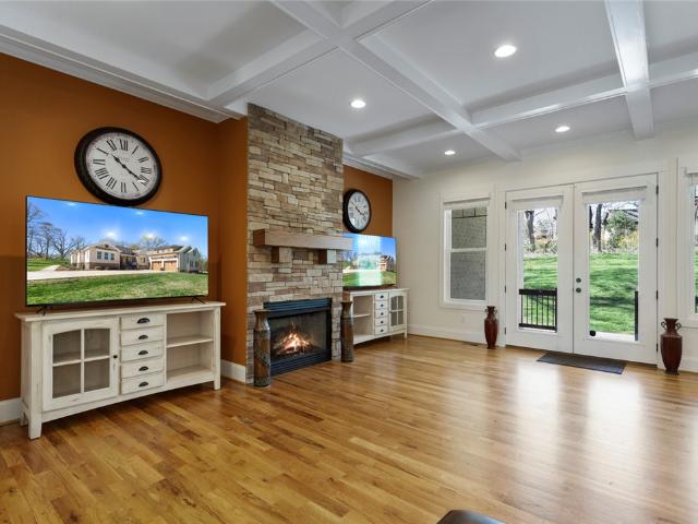 102 Misty Oaks Lane