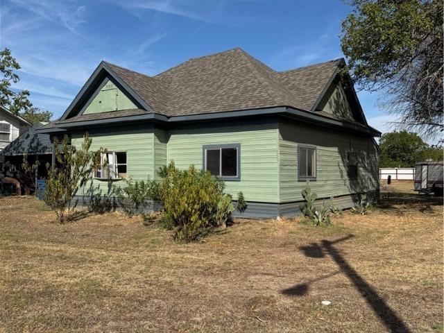 102 N 6th st w