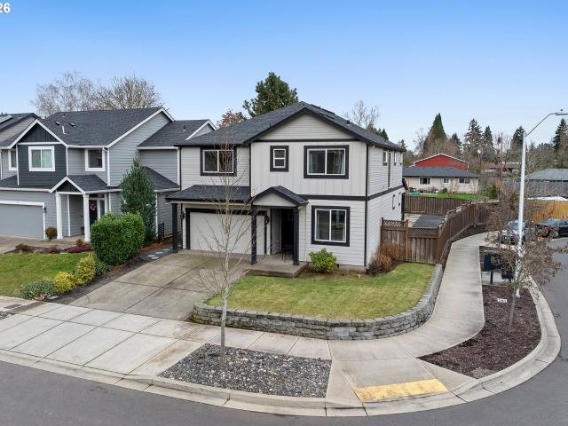 102 N 35TH PL