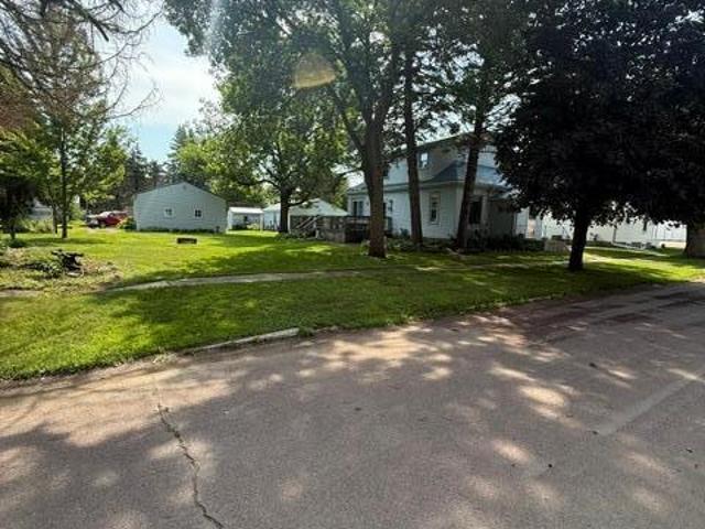 102 N Grove Street