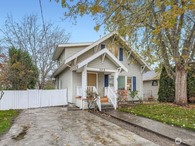 102 N Street NE