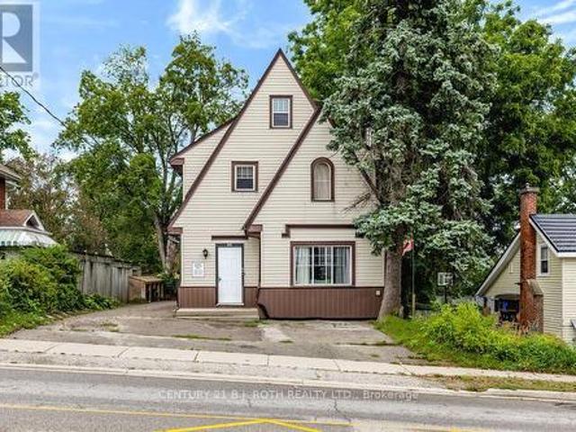 102 West Street N, Orillia, ON, L3V 5C3 house for sale | Listing ID S13771 | Royal LePage