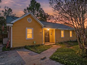 102 Nancy Ln, Summerville, SC 29485 | MLS #26012