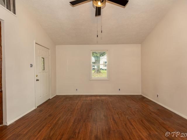 102 S Vandiver Avenue
