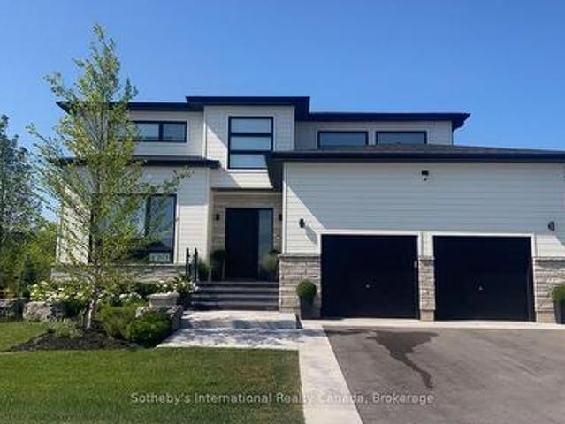 102 Sladden Court, Blue Mountains, ON, N0H 2P0 house for lease | Listing ID X13562 | Royal LePage