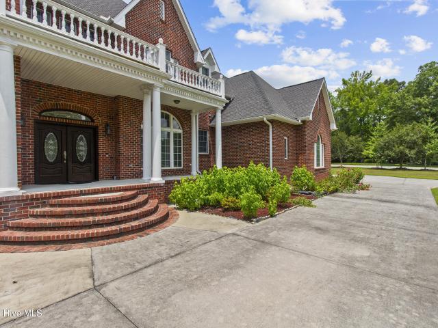 102 Spencer Court