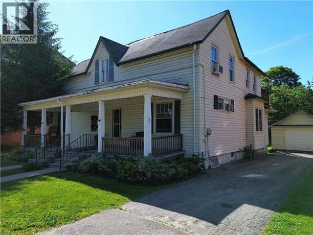 102 Stanley Street, Simcoe, ON, N3Y 1M4 house for sale | Listing ID 40839 | Royal LePage
