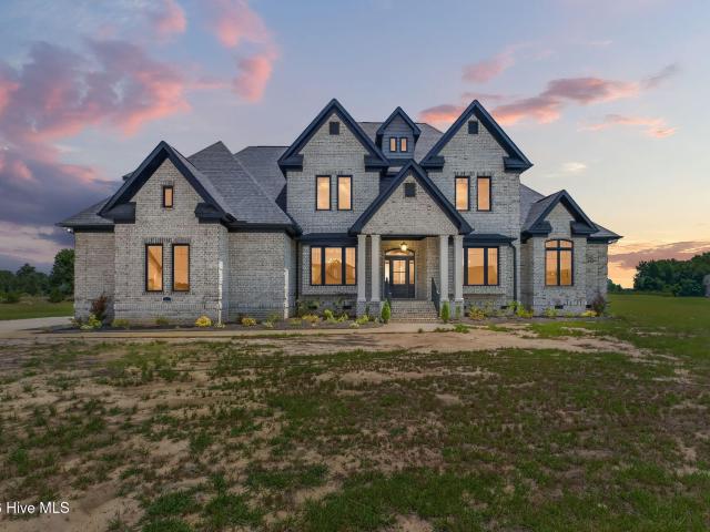 102 Stonewood Place
