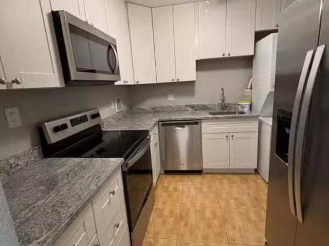102 Stratford H #A, West Palm Beach, FL 33417 MLS R11109926