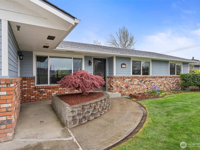102 Sunnyside Drive