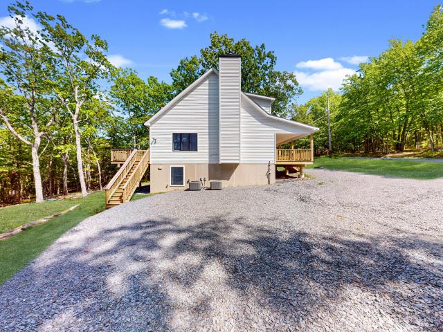 102 Pawnee Road