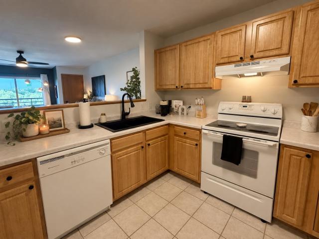 102 Prairie Heights Drive