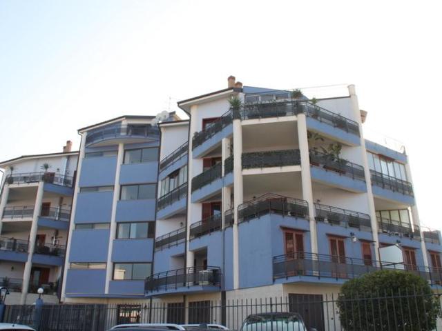 102 quadrilocale 105mq