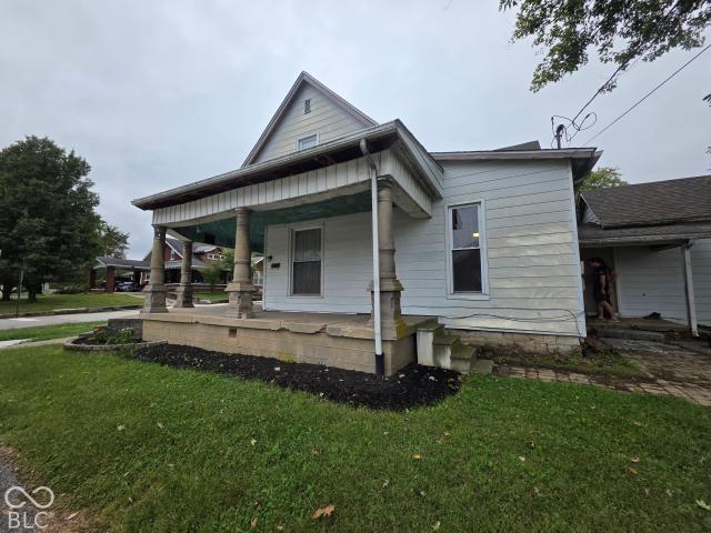 102 W Main Street