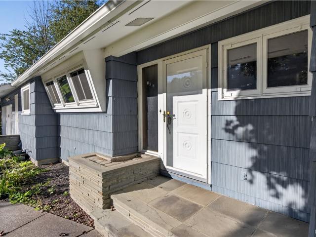 102 Woods Path Road