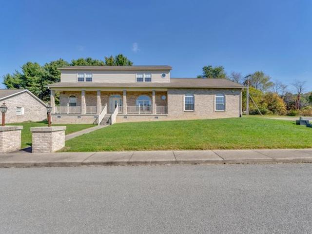 102 Warren St, Shady Spring, WV 25918