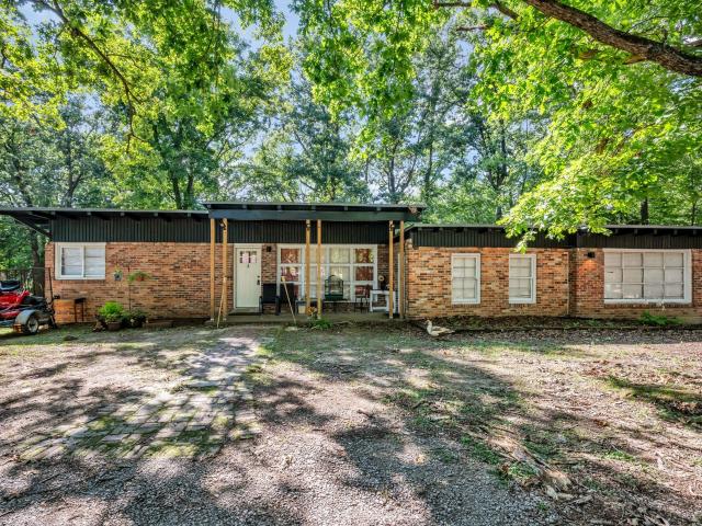 102 West Hills Terrace