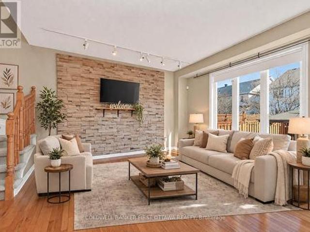102 Windance Crescent, Ottawa, ON, K2W 0A7 house for sale | Listing ID X13475 | Royal LePage