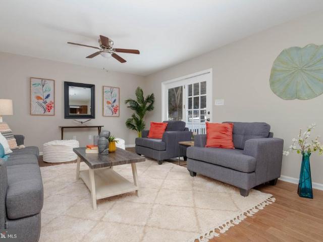 102 Tidewater Drive
