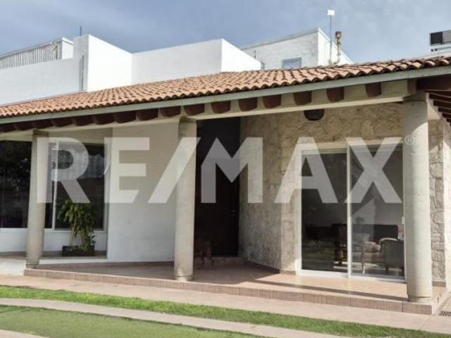 #102 VENTA RESIDENCIA AVENIDA CONSTITUYENTES PRIVADA DE ALBA