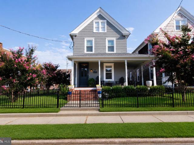 102 Vue De Leau Street