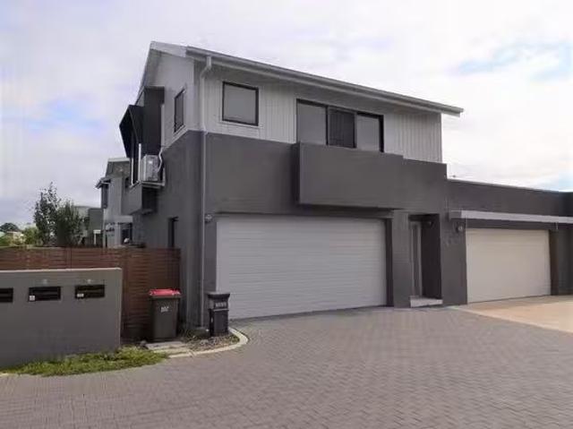 102A Fairwater Boulevard, Blacktown, NSW 2148