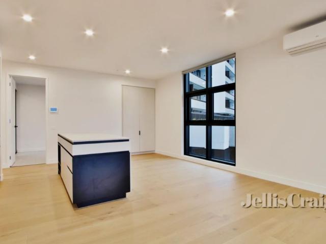102E/78 Middleborough Road, Burwood East, Melbourne