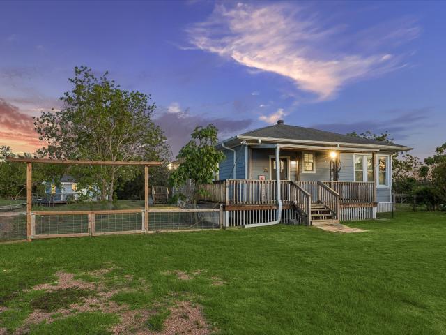 10347 Pless Rd, Cat Spring, TX 78933 | MLS #19341