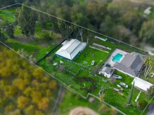 1034 BLISS RD, CERES, CA 95307