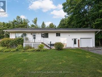1034 Pine Grove Road, Penetanguishene, ON, L9M 2B5 house for sale | Listing ID S13432 | Royal LePage