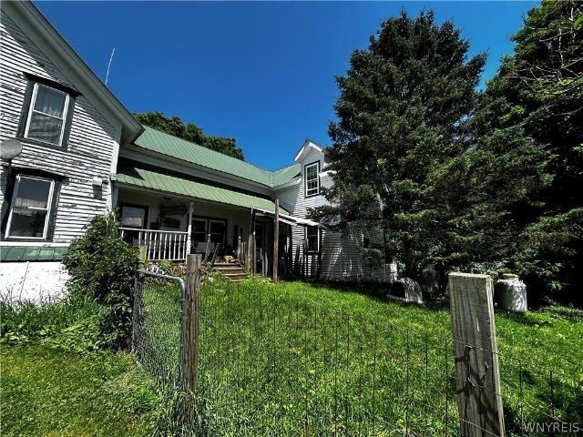 1034 Pond Road