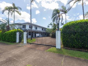 House to rent in Cairns North