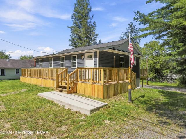 1035 Mt Tom Road