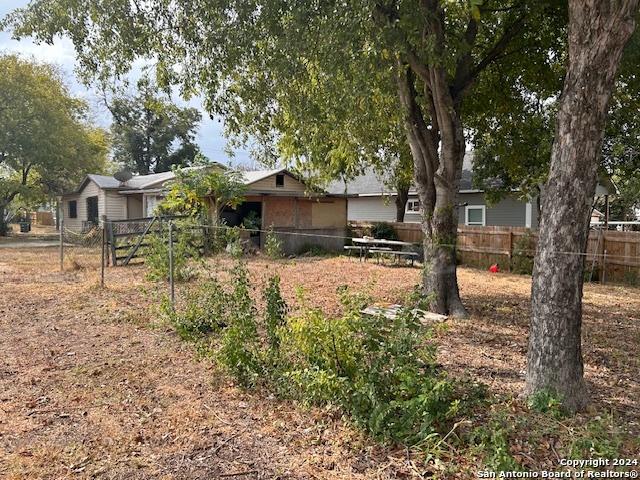 1035 Dakota St, San Antonio, TX 78203 | MLS #1824