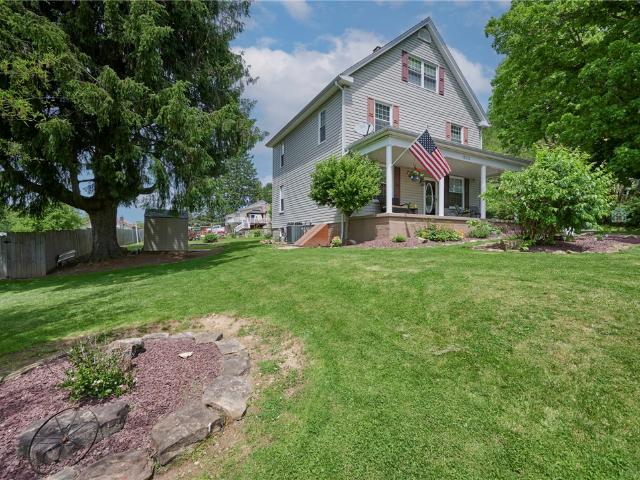 1035 E Main St