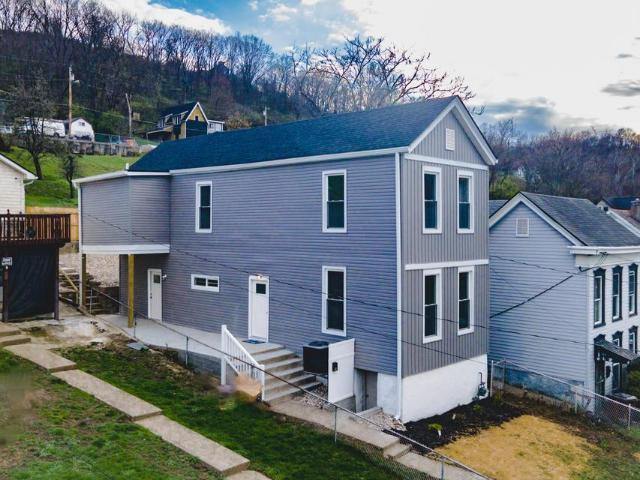 1035 John Street