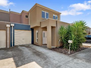 10/35 47 Tullidge Street, Melton