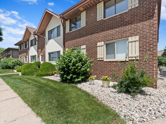 10364 W Whitnall Edge Ct, Unit 202