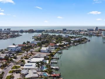 10365 Paradise Blvd, Unit 22, Treasure Island, FL 33706 | MLS #TB8466