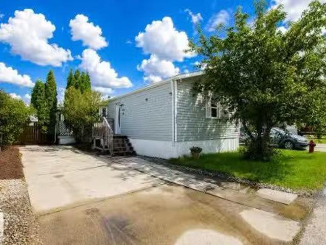 1036 Lakeland Crescent, Sherwood Park, AB, T8H 1J2 house for.
