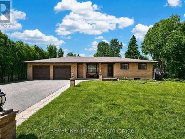 1036 Shellard Side Road, North Dumfries, ON, N1R 5S2 house for sale | Listing ID X13699 | Royal LePage