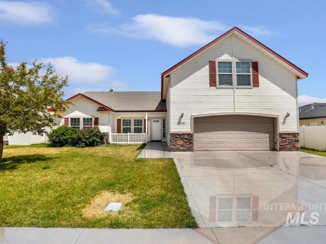 1036 Terra Ave