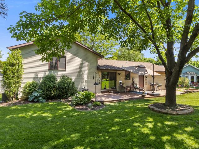1036 Villa Circle