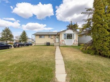 10379 Avenue, Westlock, AB, T7P 1J2 house for sale | Listing ID E4487 | Royal LePage